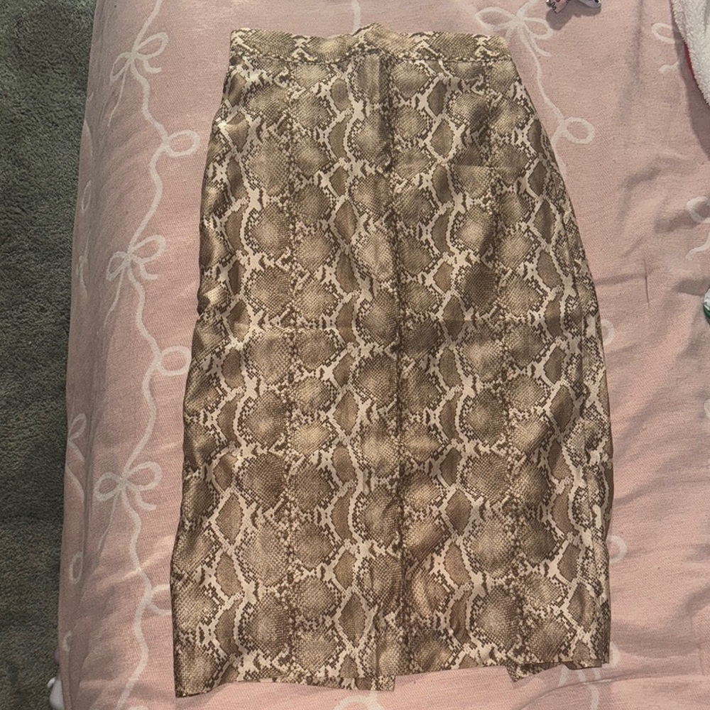 H&M Brown Snakeskin Pencil Skirt